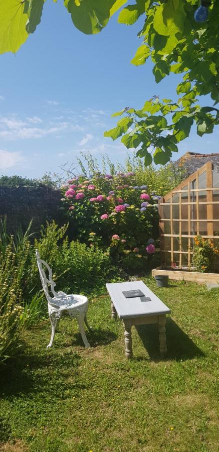 Maison Papillons Plomodiern